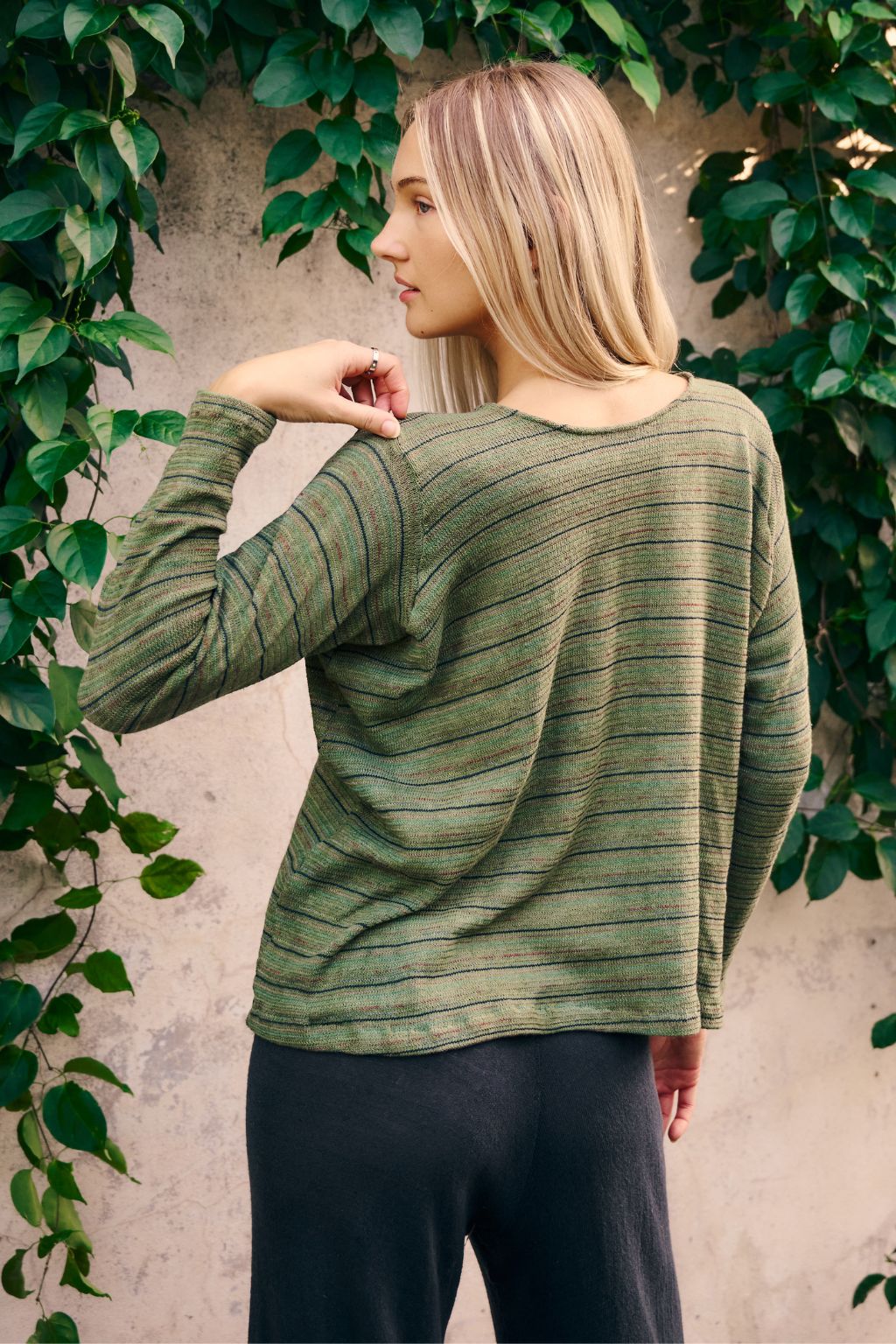 SIGNATURE STRIPE TOP - Olive